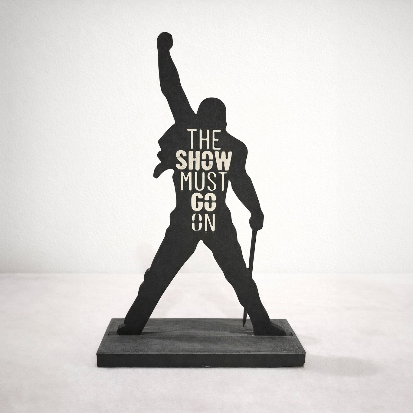 Placa decorativa 3D Freddie Mercury The Show Must Go On Queen